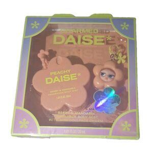 DAISE Peachy Mini Fragrance Body Mist & Mini Dollface Charm Keychain NIB